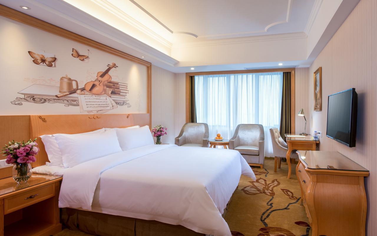 Vienna 3 Best Hotel Meilong Road Шънджън Екстериор снимка